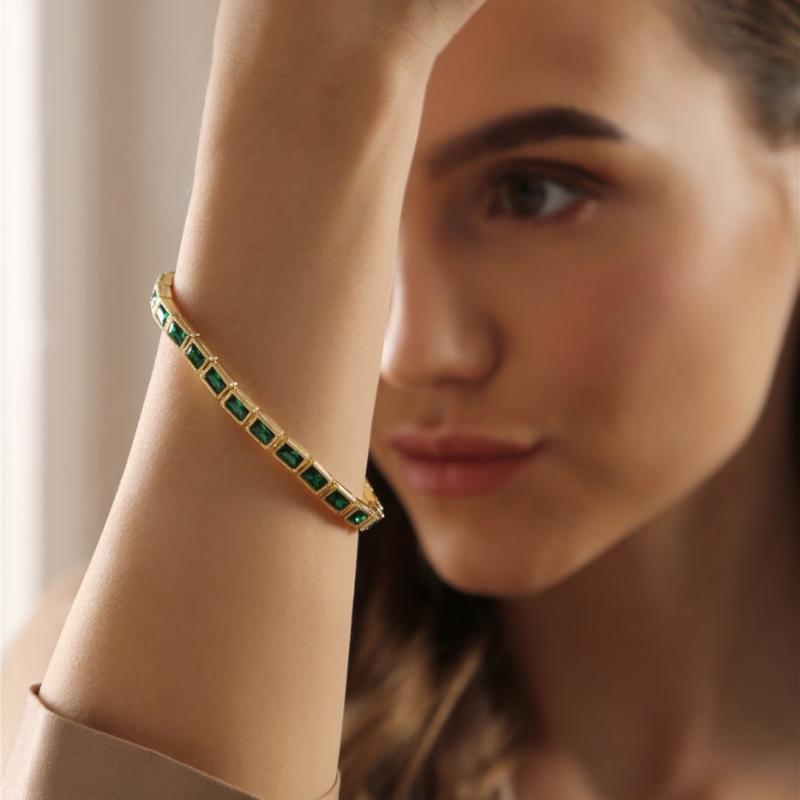 Newbridge Emerald Green Square Stone Bracelet