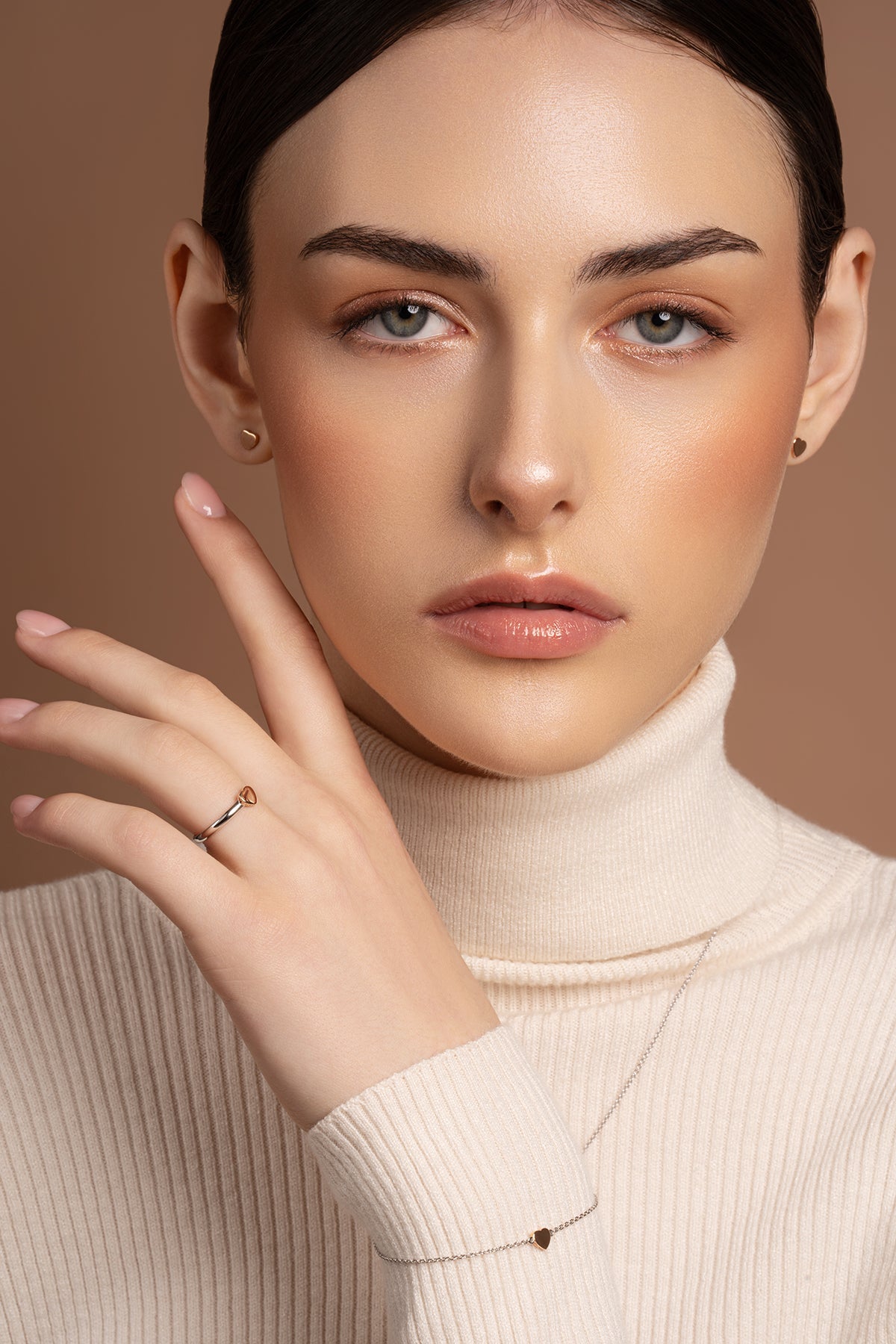 Rose gold heart earrings