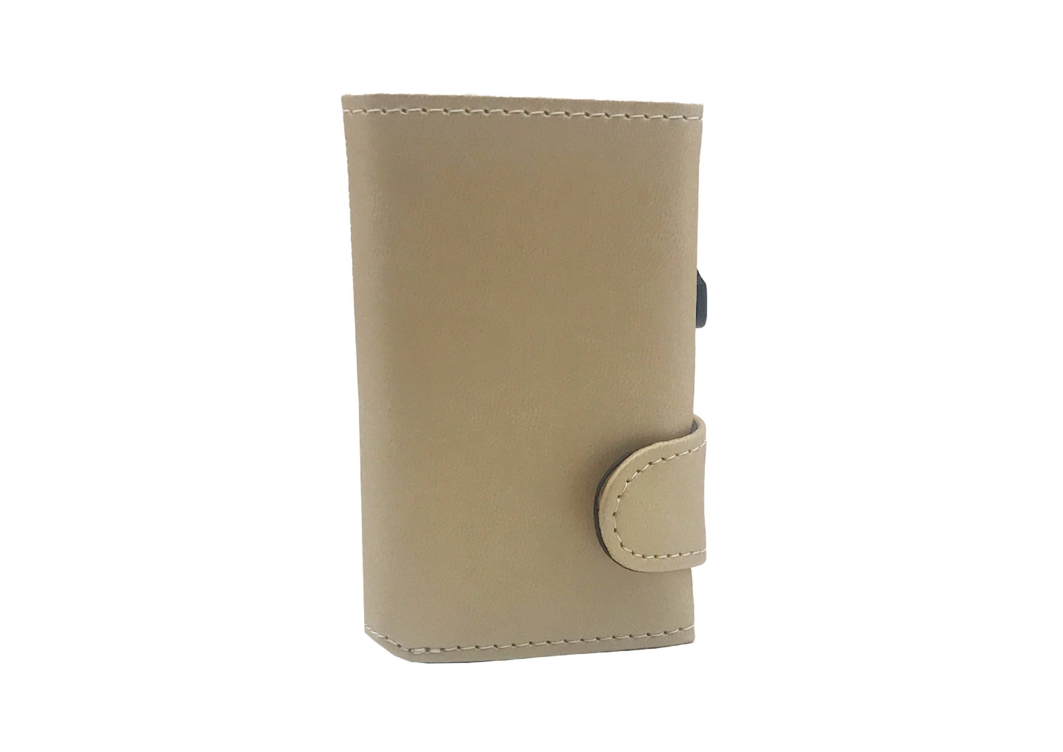 Wallet and card holder: Magenta