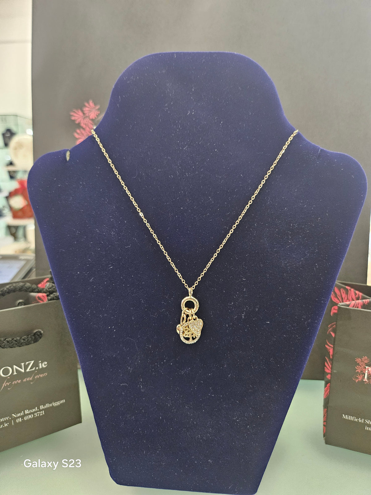Goldplated charm necklace