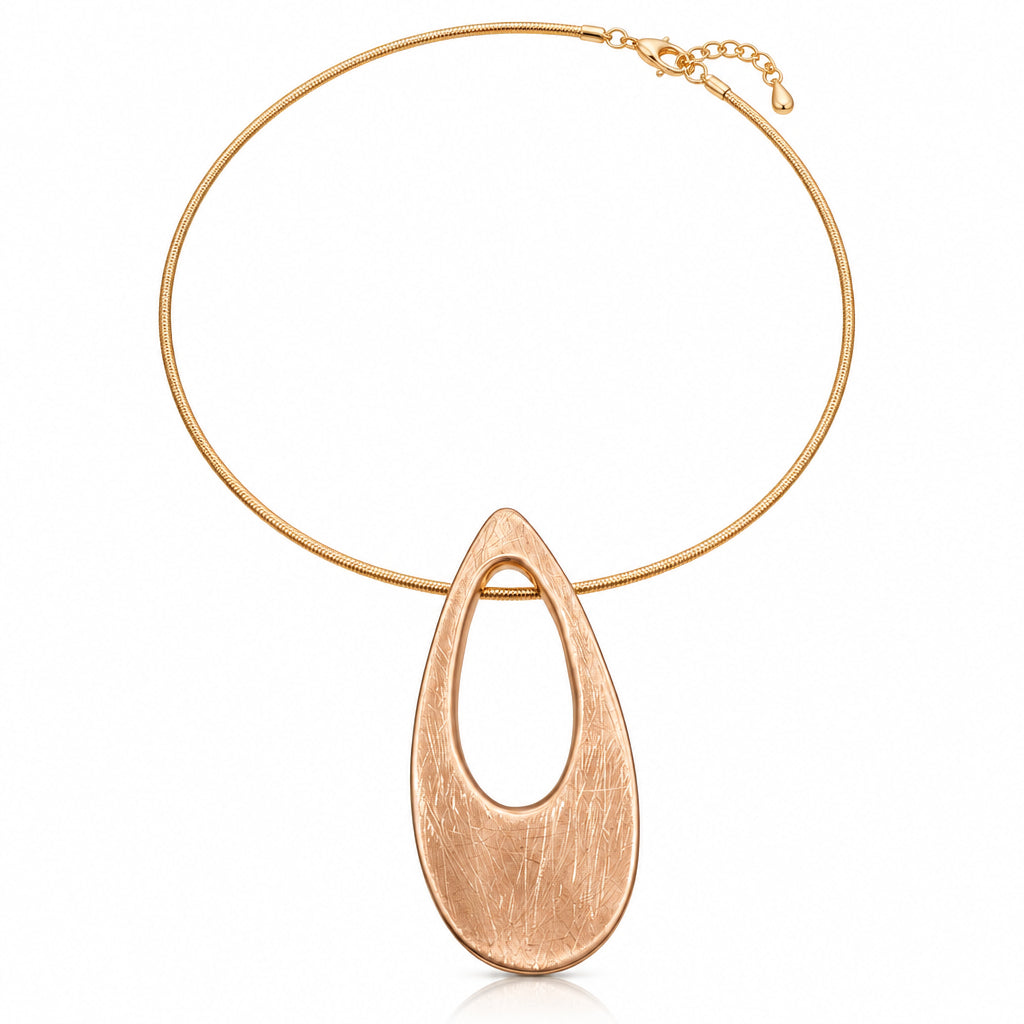 Structured Circular with Pendant
