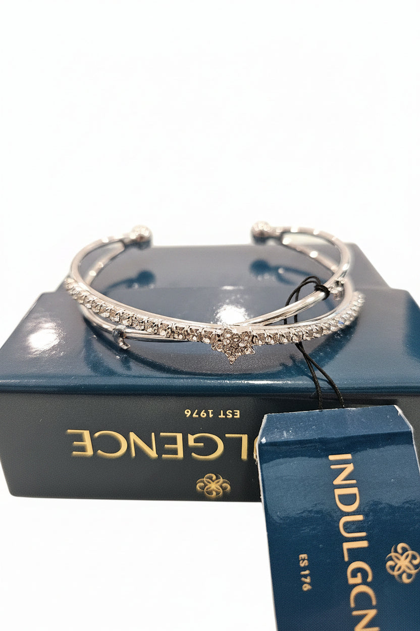 Silver star bangle