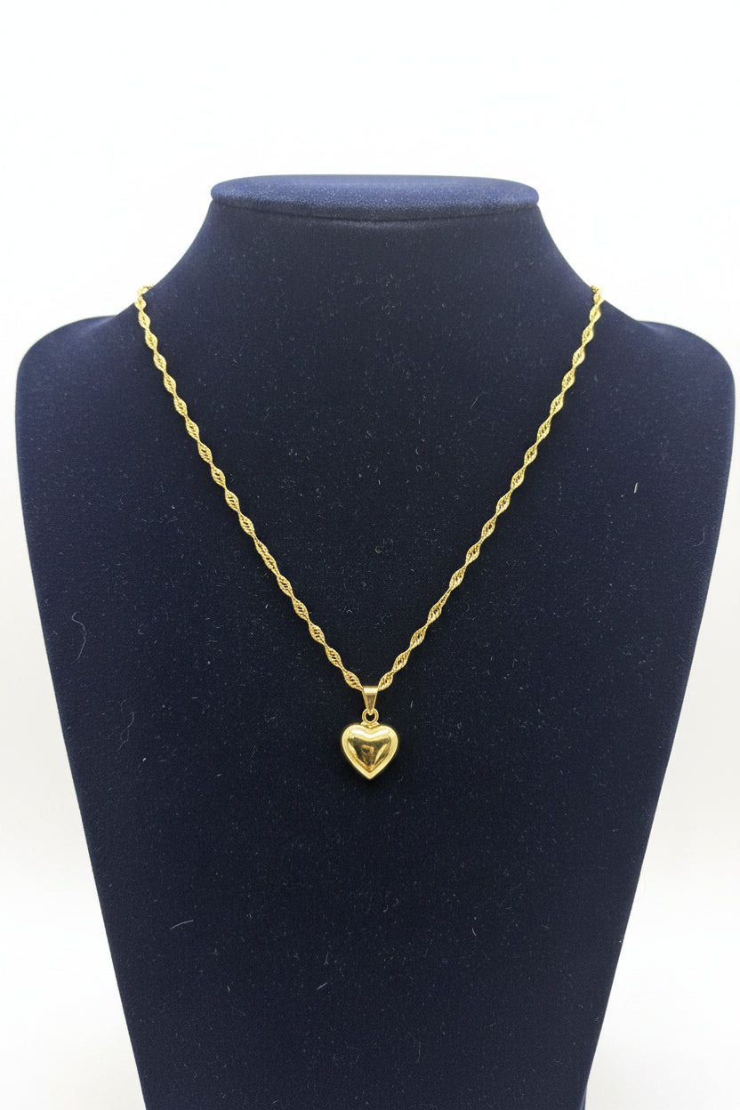 Silver solid heart pendant with twist silver chain