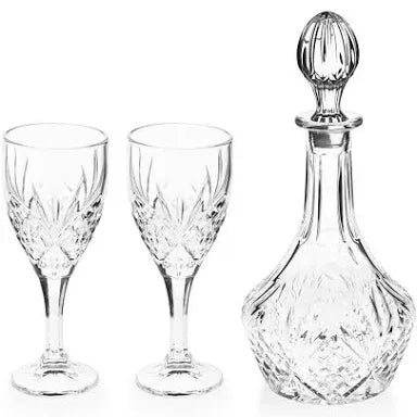 Tipperary Crystal Belvedere Decanter & 2 Wine Glasses