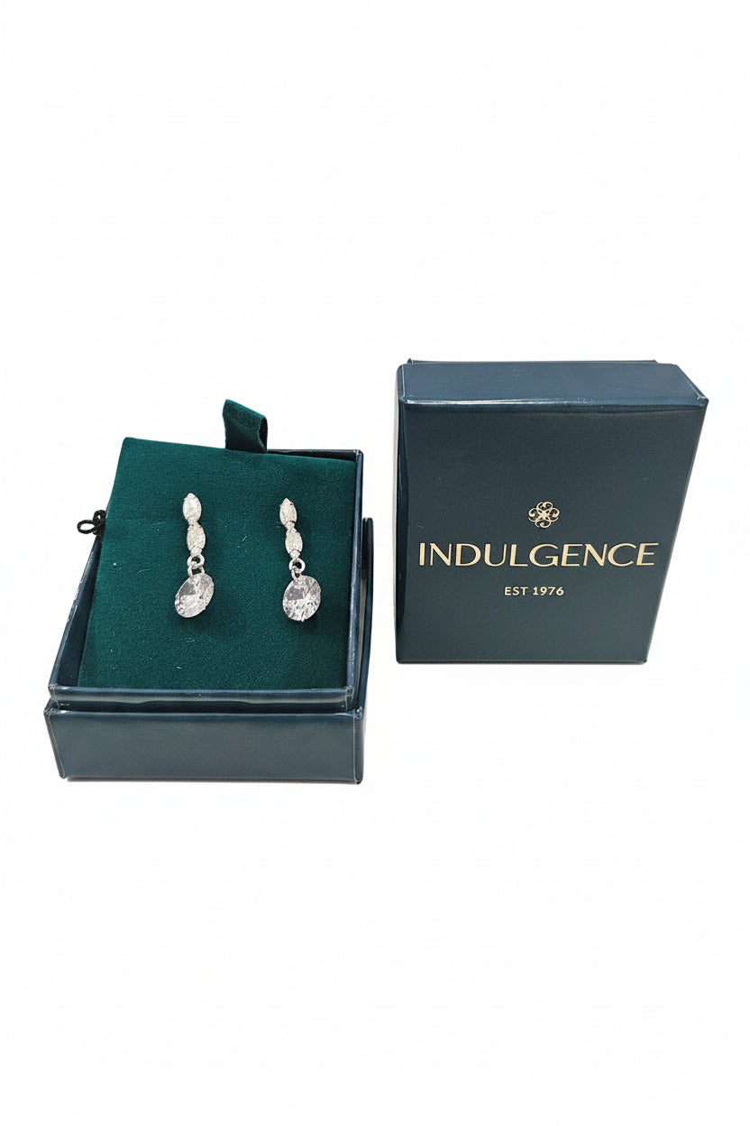 Stunning diamond drop earings