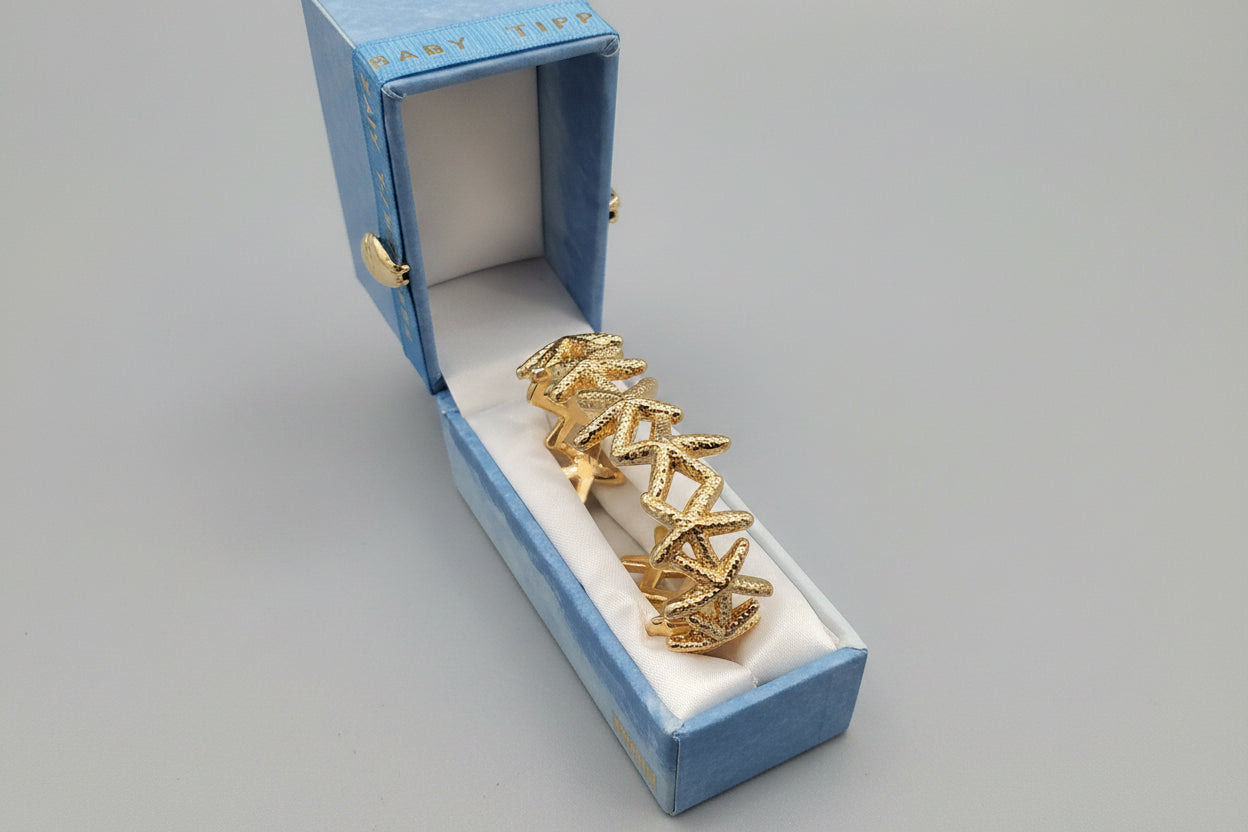 Tipperary Starfish Goldplated Bangle