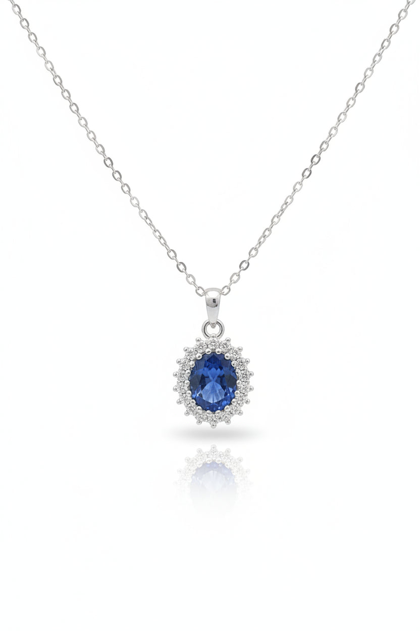 Siver pendant with blue stone