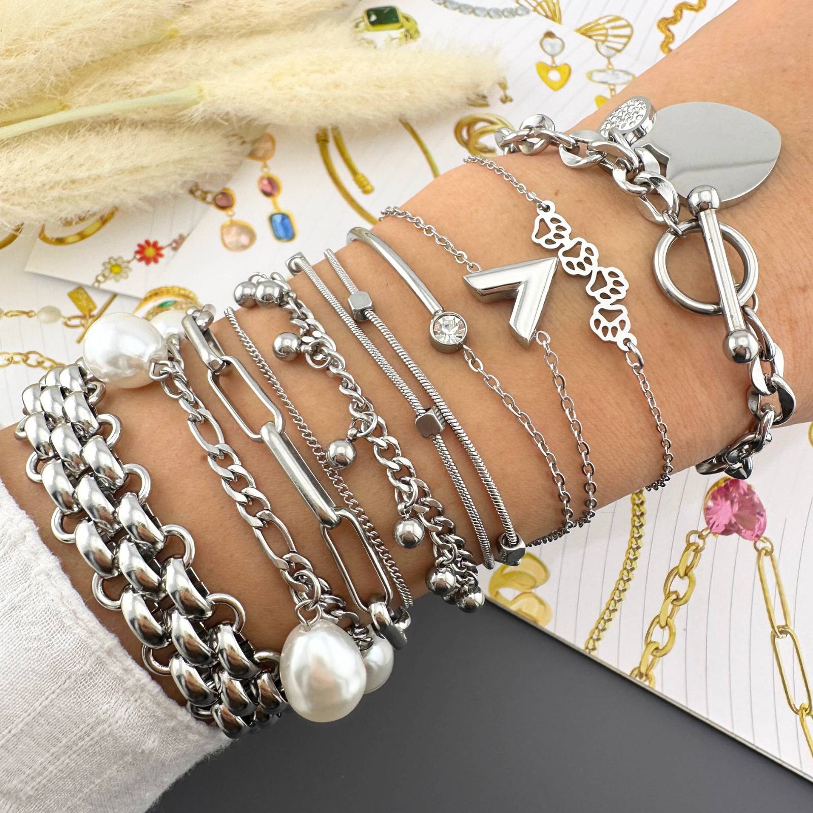 L. Style T Bar Heart Bracelet  Stainless Steel