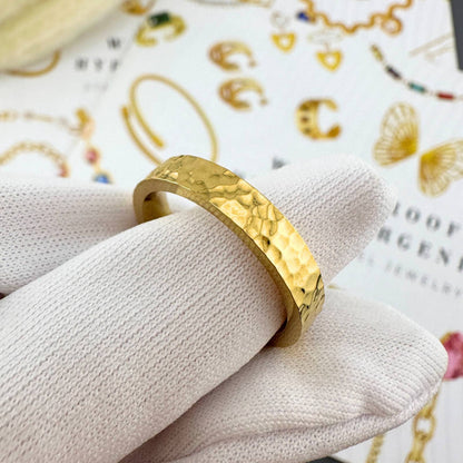 L. Style Hammer Effect Ring 18K Gold Plated Steel