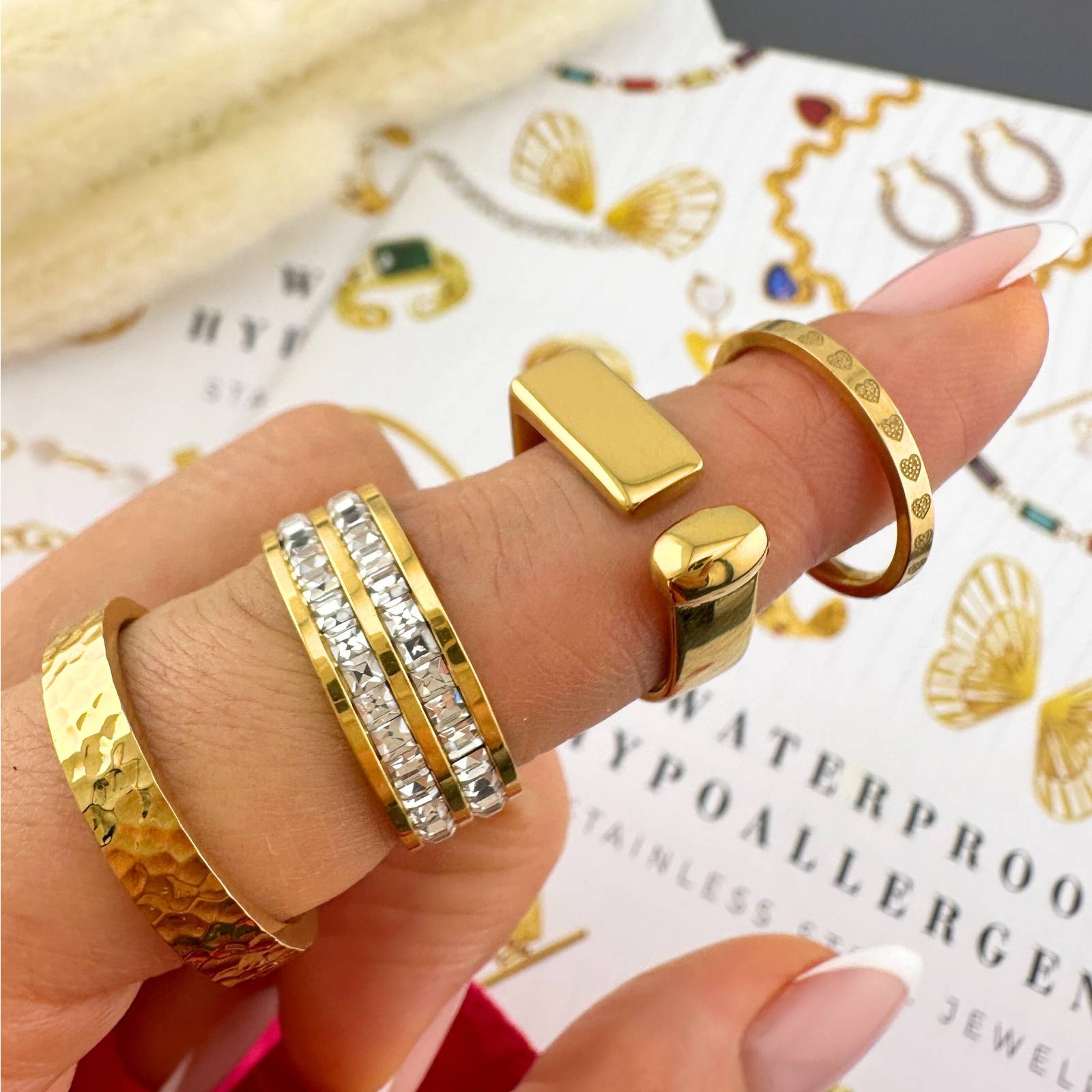 L. Style Hammer Effect Ring 18K Gold Plated Steel