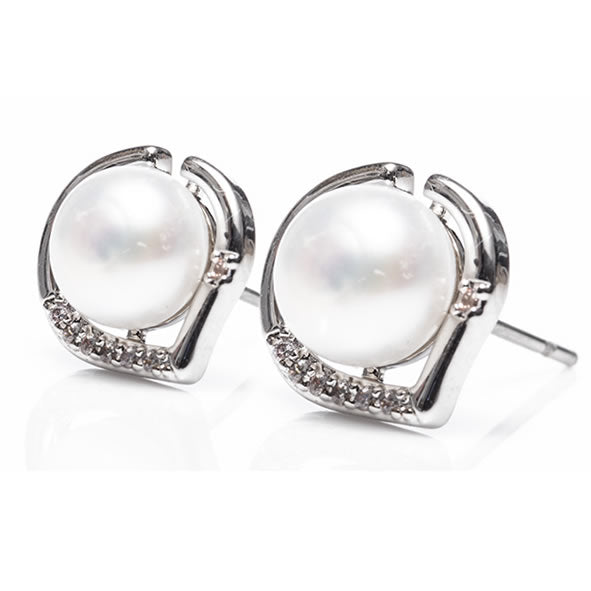 Newgrange Silver Mother Of Pearl Earrings