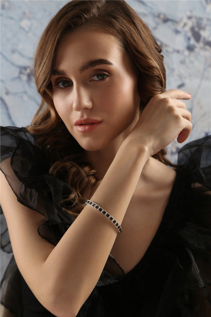 BLACK SQUARE STONE BRACELET