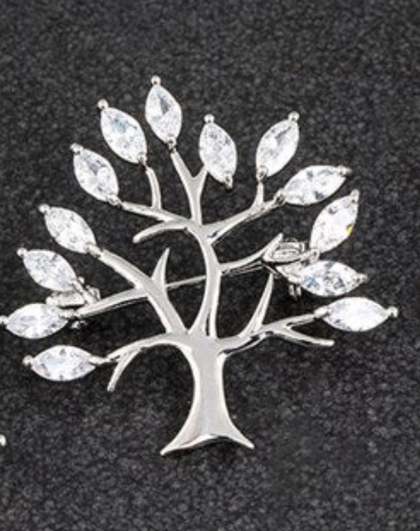 Equilibrium Tree of Life Brooch Dimante