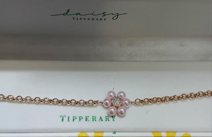 Tipperary Daisy-Pink Pearl Daisy Bracelet