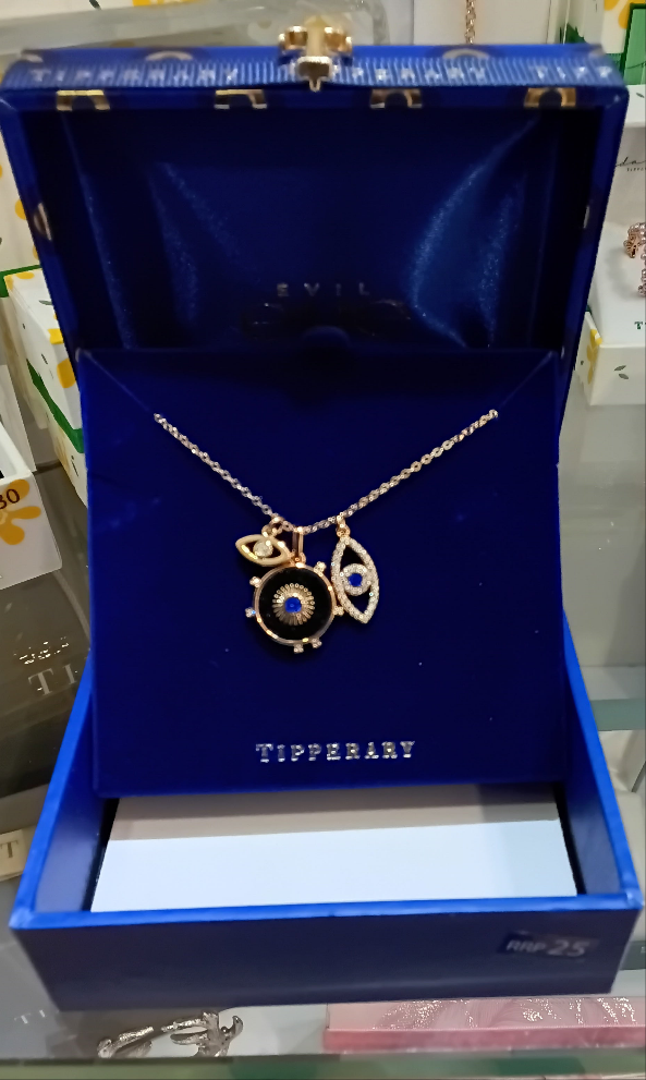 Tipperary Evil Eye Icon Charm Necklace Gold