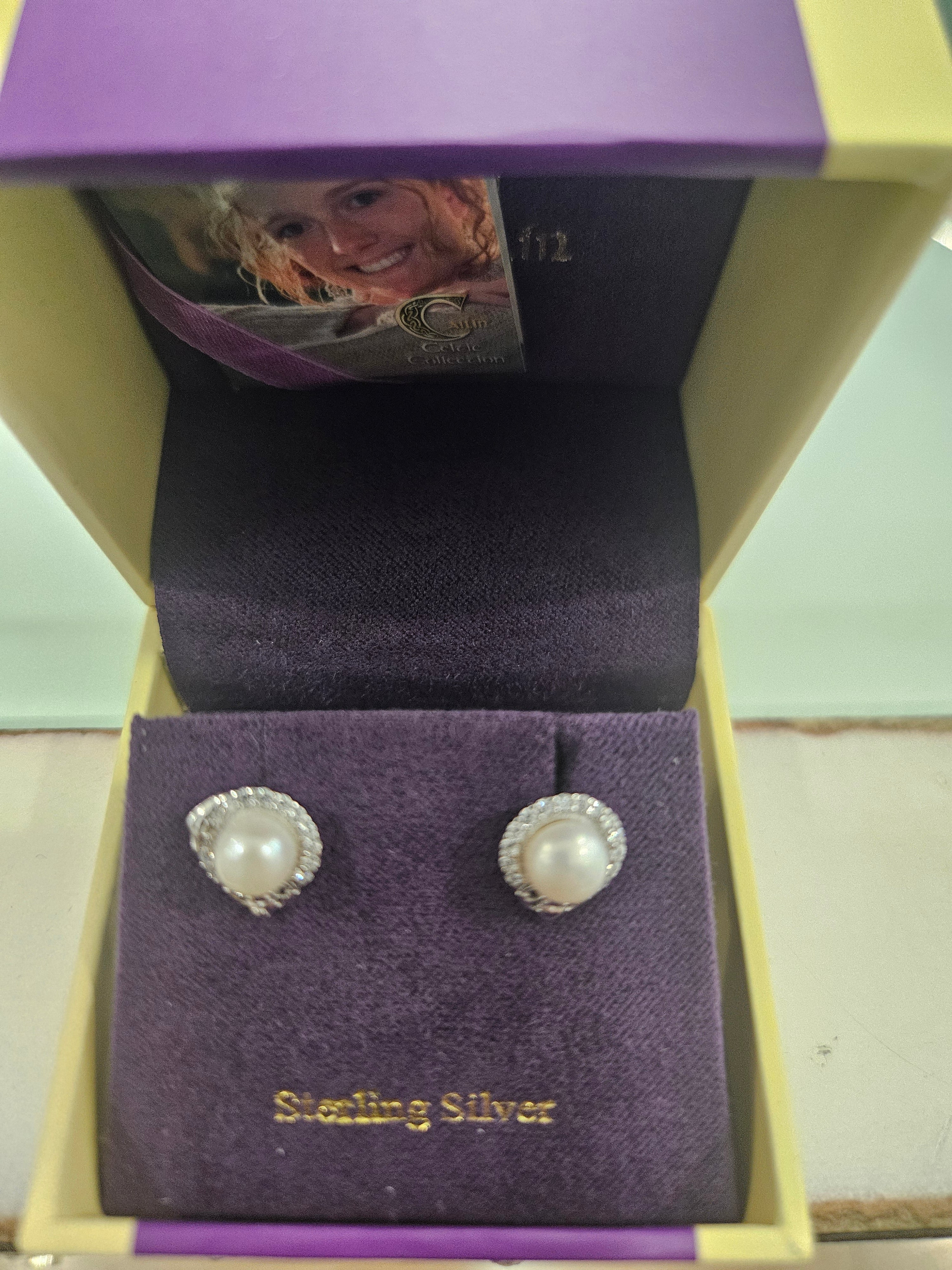 CAILIN PEARL EARRINGS