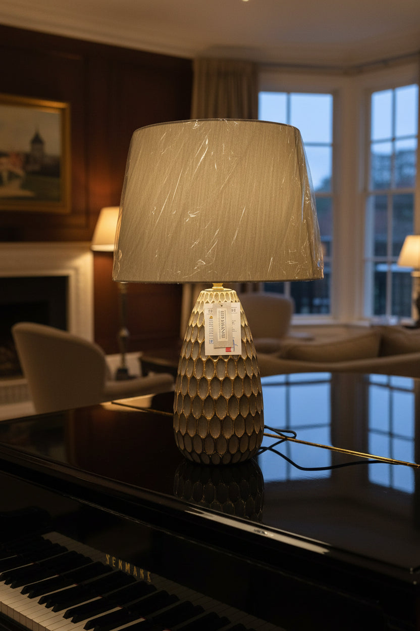 Honeycomb Design lamp with Shade