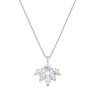 Tipperary Maureen O'Hara Vintage Flower Pendant Silver