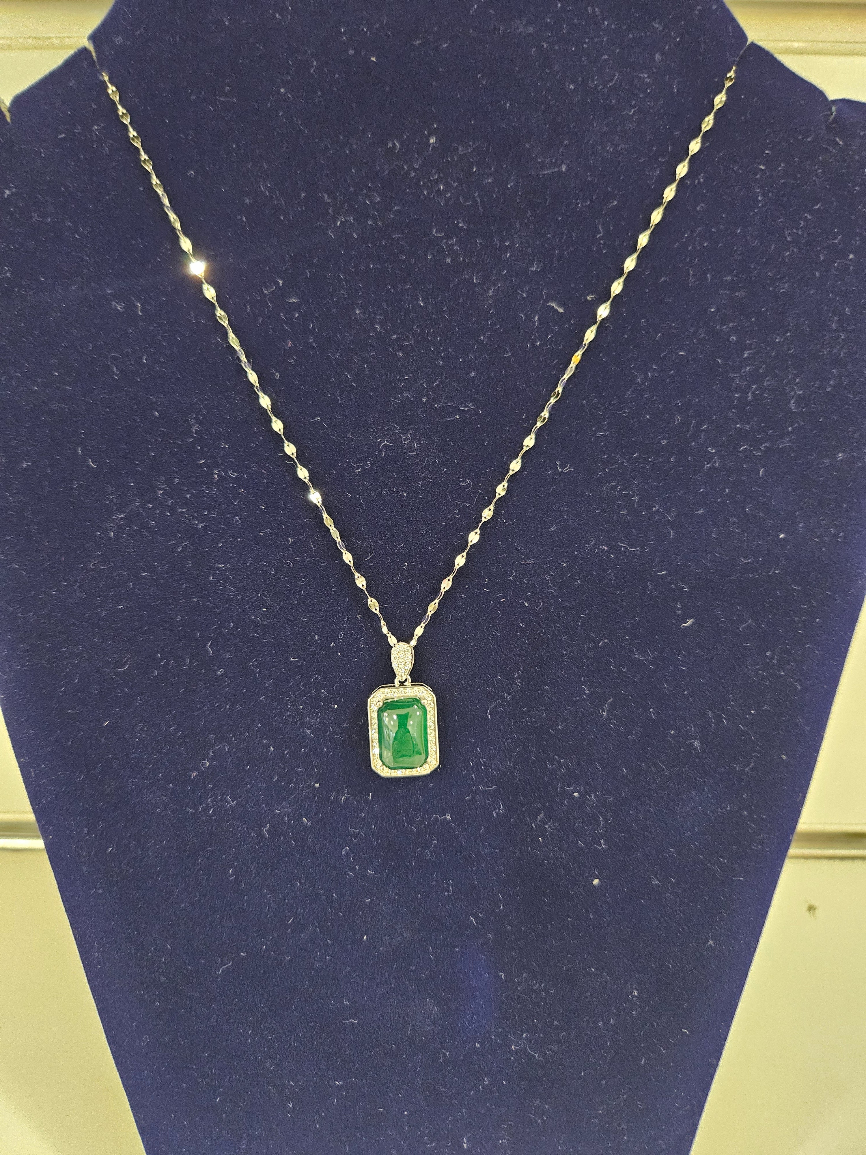 Silver chain with Green & Clear stones