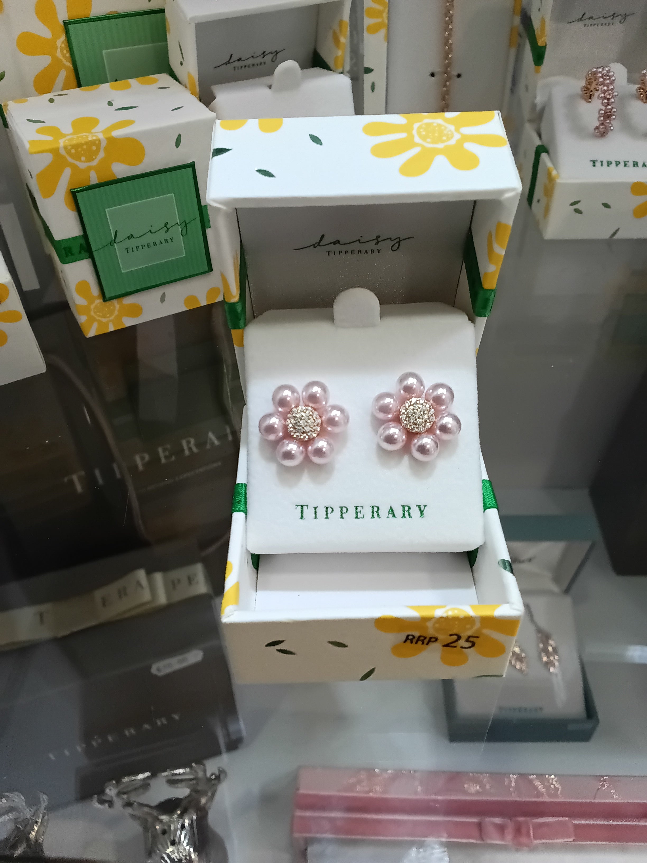 Tipperary Daisy Pink Pearl Stud