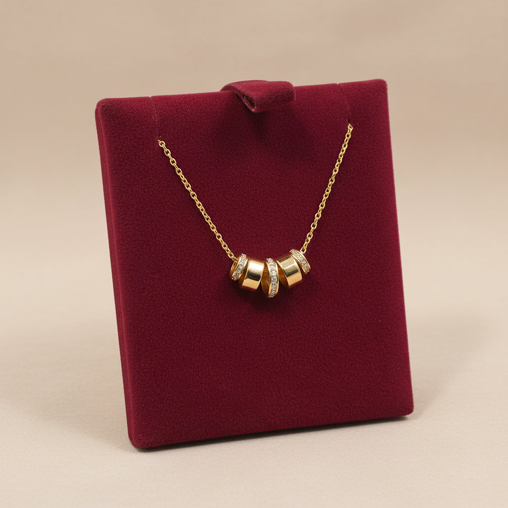 Goldplated 5 Peice Mixed Necklace Clear Stone