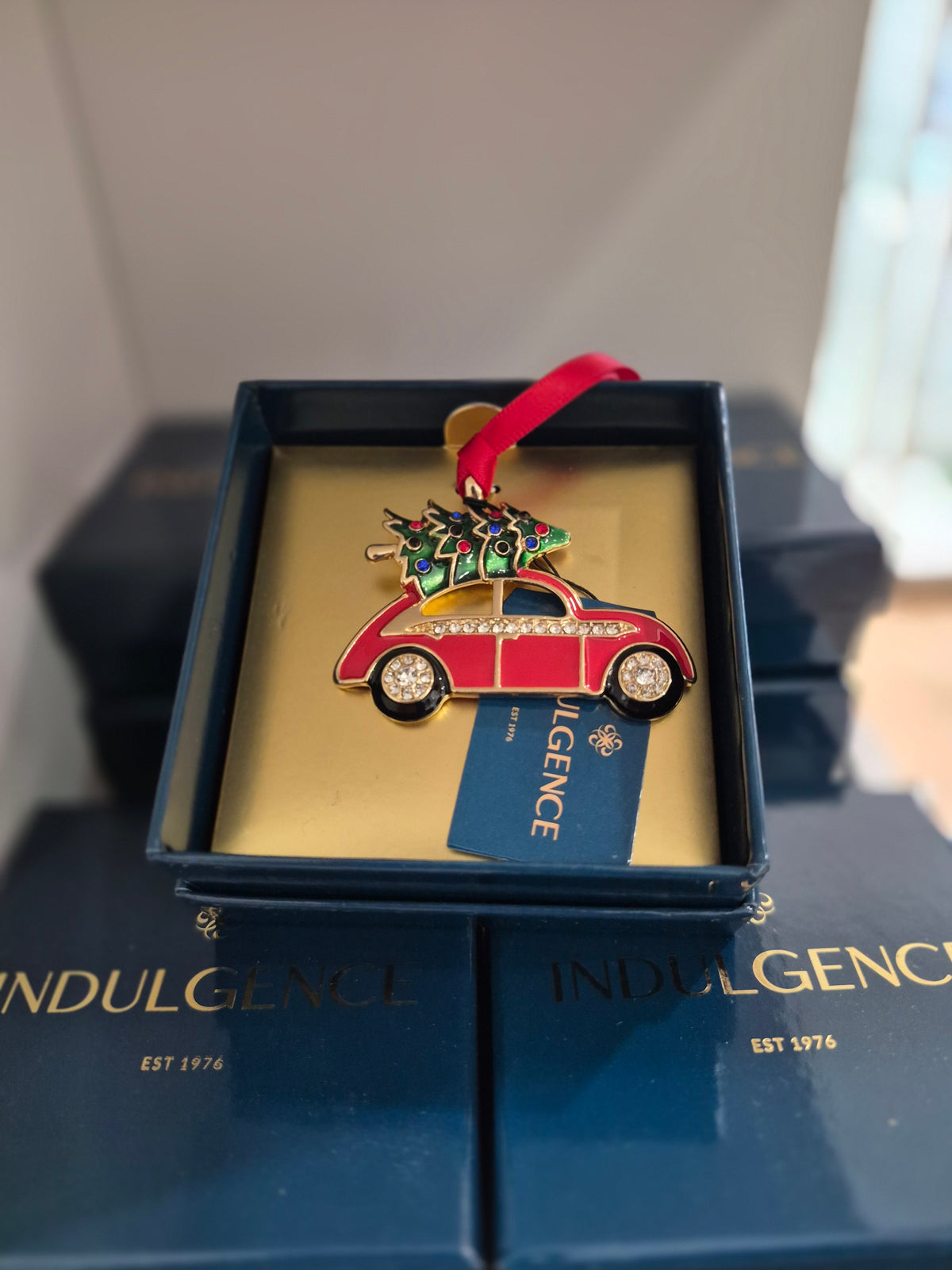Car with Tree Christmas Tree Decoration
