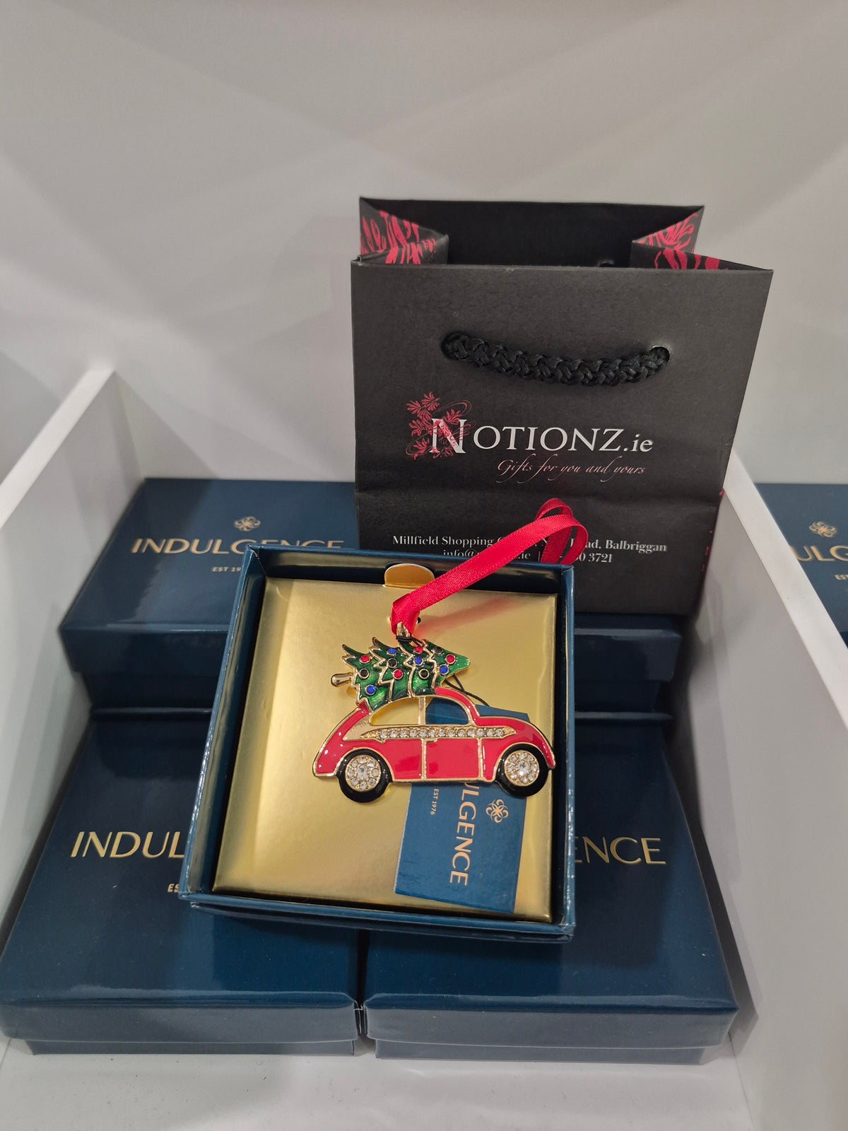 Car with Tree Christmas Tree Decoration