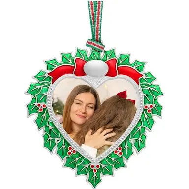 Newbridge Heart Shape Holly Wreath Photo Frame Tree Decoration