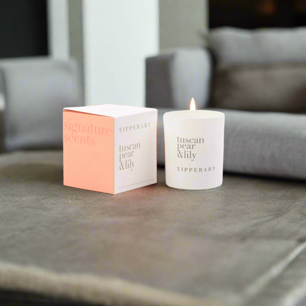 Tipperary Crystal Tuscan Pear &Lily